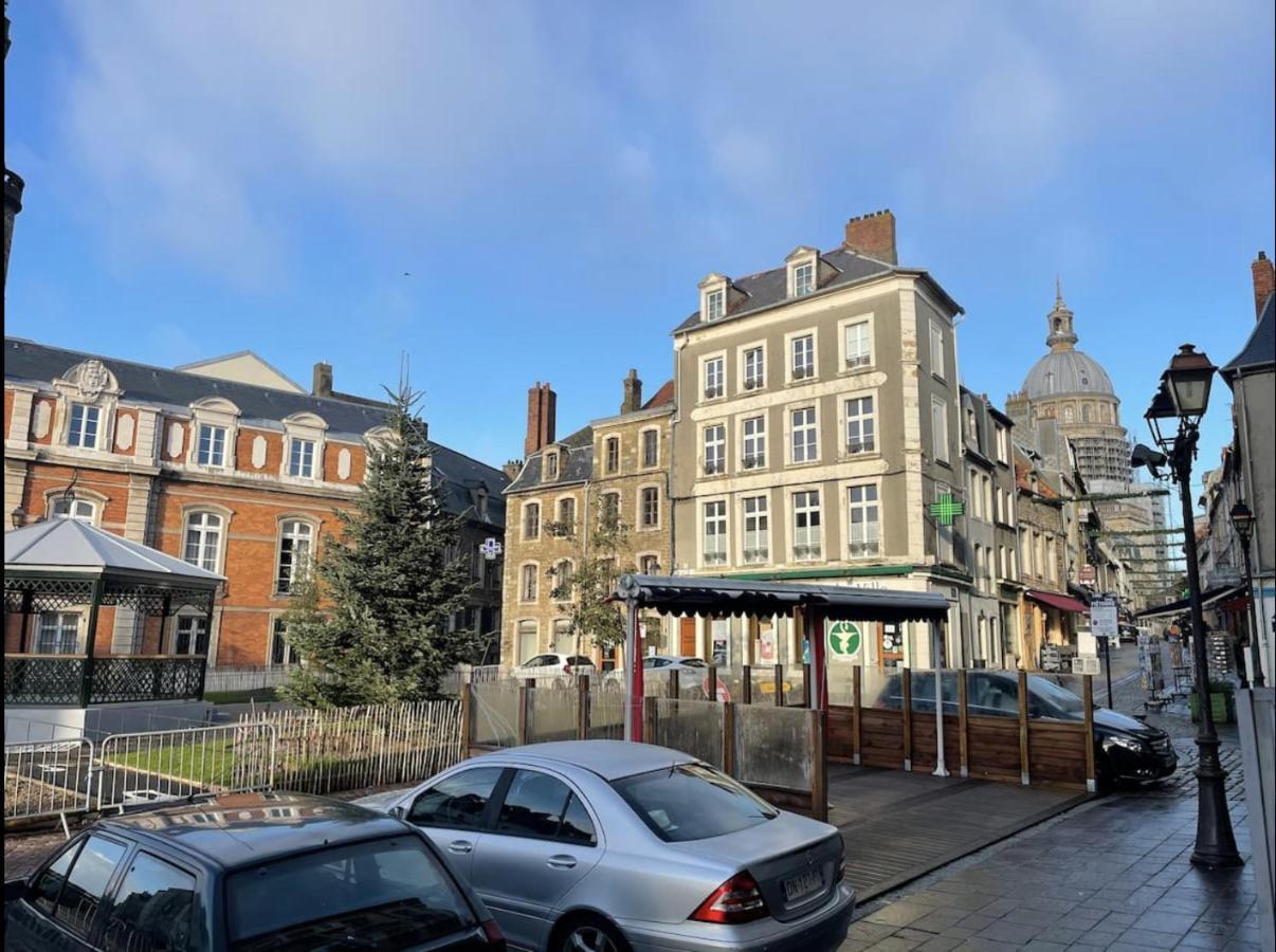 Le Henry Au Coeur De La Vieille Ville Boulogne-sur-Mer Buitenkant foto